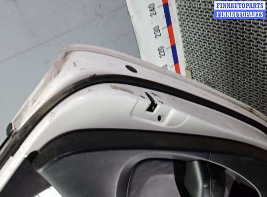 купить дверь задняя правая на HYUNDAI IX35 1