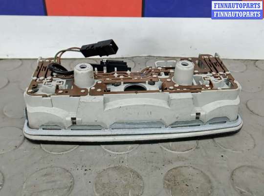 купить фонарь освещения салона на VOLKSWAGEN PASSAT B5