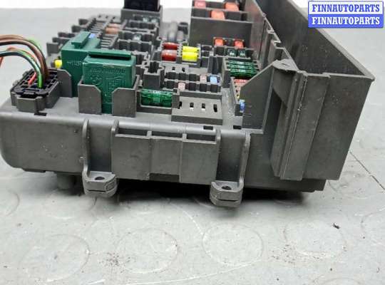 купить блок предохранителей на BMW X1 E84