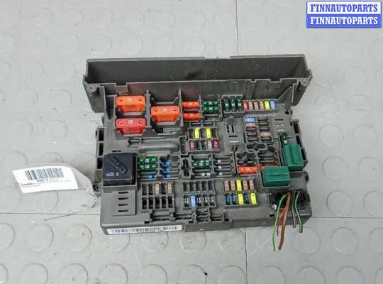 купить блок предохранителей на BMW X1 E84