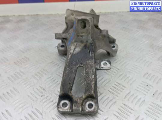 кронштейн двигателя дизельный AU1740074 на AUDI A6 C7