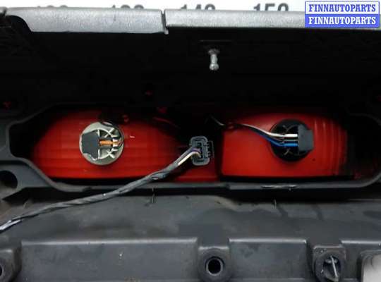 купить фонарь задний правый на RENAULT TRAFIC 2