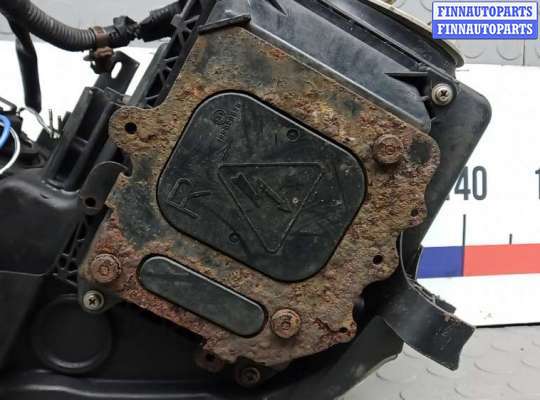 купить фара правая на LEXUS RX 2