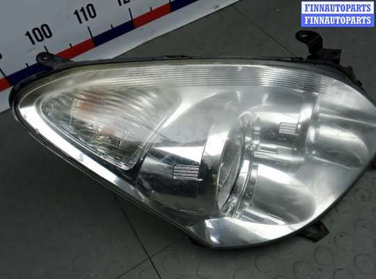 купить фара правая на TOYOTA COROLLA VERSO 2