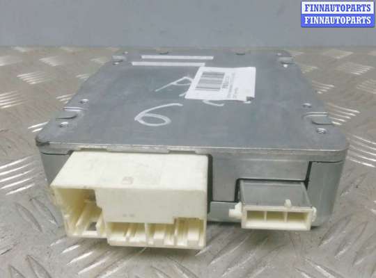 купить блок управления на TOYOTA AURIS E150