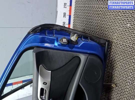 Дверь боковая на Peugeot 407