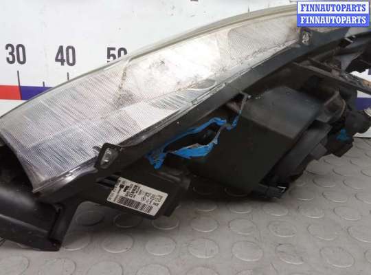 купить фара правая на RENAULT CLIO 3