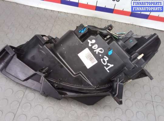 купить фара правая на RENAULT CLIO 3