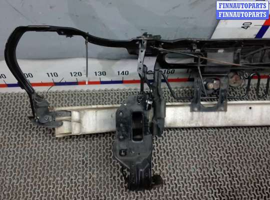 купить передняя панель крепления облицовки (телевизор) на MERCEDES BENZ C-CLASS W203