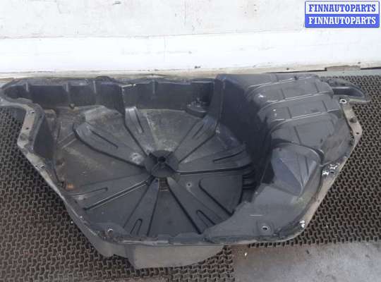 Ниша запасного колеса на Renault Megane III