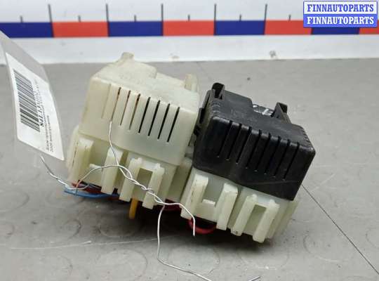 купить блок предохранителей на VOLVO XC60 1