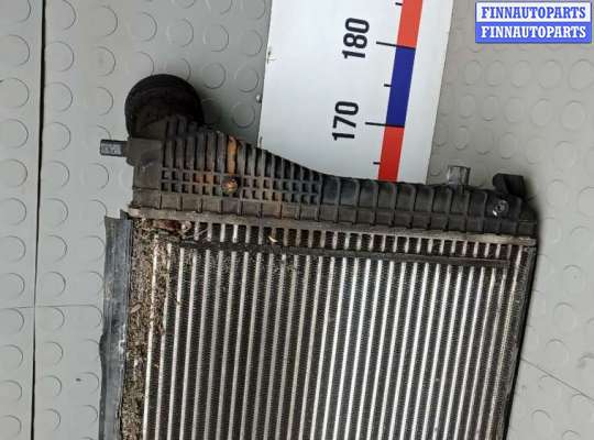 купить радиатор интеркулера на VOLKSWAGEN TOURAN (1T1, 1T2)
