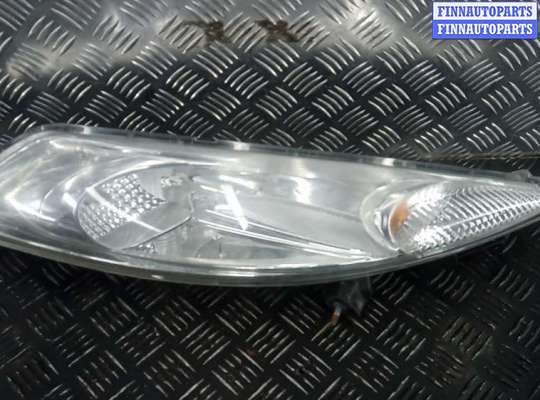 купить фара правая на NISSAN JUKE F15