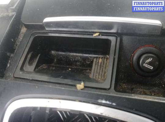 купить подлокотник центральный на AUDI Q5