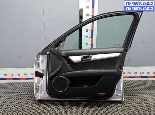 Дверь боковая на Mercedes-Benz C (W204)