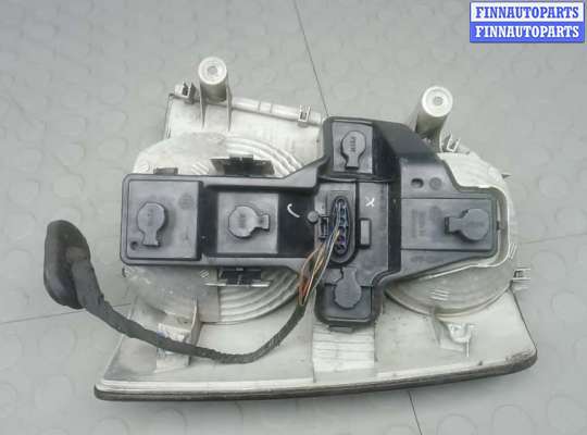 купить фонарь задний левый на VOLKSWAGEN TOURAN (1T1, 1T2)