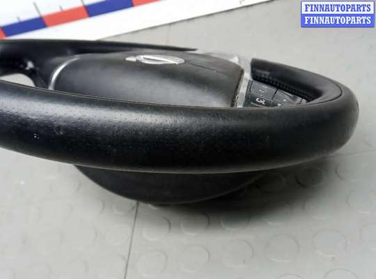 купить руль на VOLVO V60 1