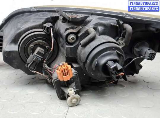 купить фара правая на MAZDA 3 1
