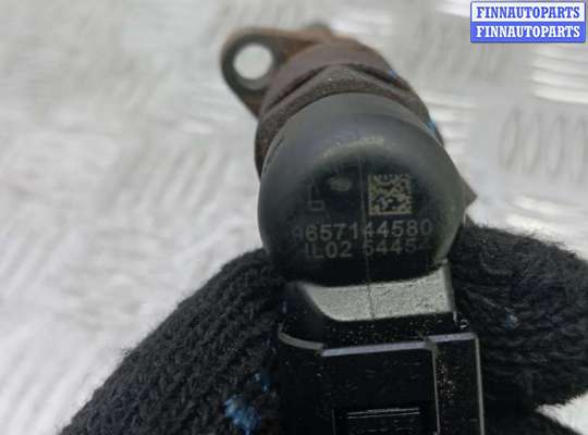 купить форсунка дизельная на FORD KUGA 1