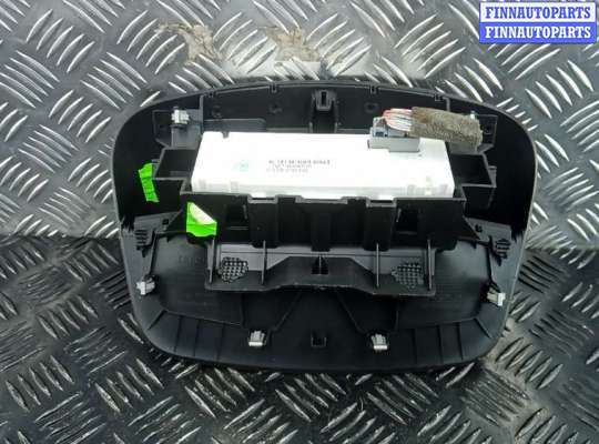 купить монитор на RENAULT MEGANE 3