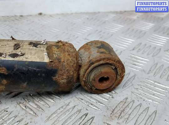 купить стойка задняя правая на VOLKSWAGEN TOUAREG 7L