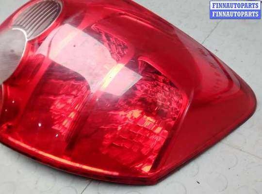 купить фонарь задний правый на TOYOTA AURIS E150