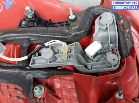 купить фонарь задний правый на TOYOTA AURIS E150