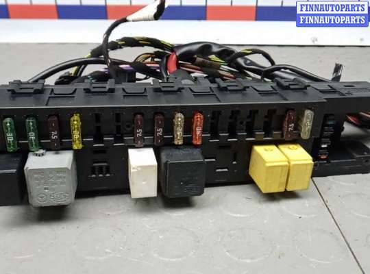 купить блок предохранителей на MERCEDES BENZ CLK C209