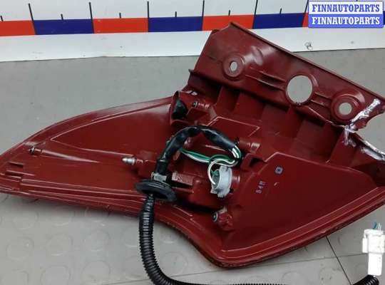 купить фонарь задний правый на TOYOTA RAV 4 CA40