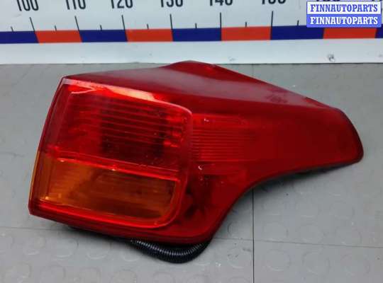 купить фонарь задний правый на TOYOTA RAV 4 CA40