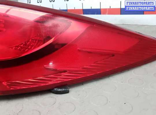 купить фонарь задний правый на HYUNDAI IX35 1