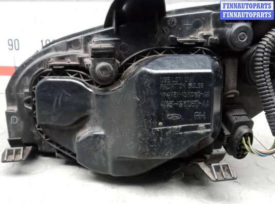 Фара передняя на Ford Focus II