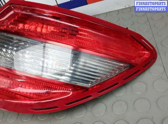 купить фонарь задний правый на MERCEDES BENZ C-CLASS W204