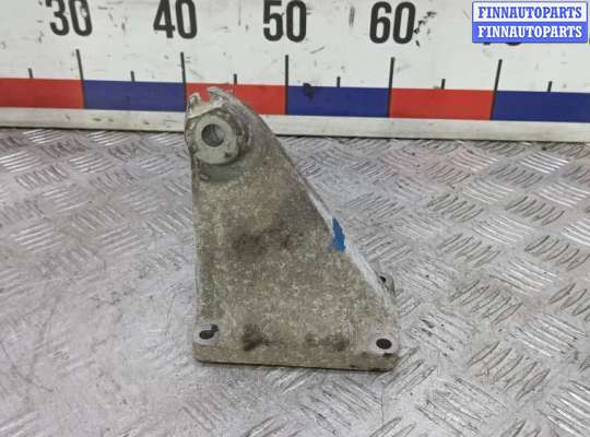 купить кронштейн двигателя бензиновый на MERCEDES BENZ CLK C209