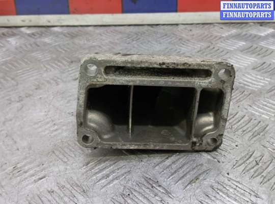 купить кронштейн двигателя бензиновый на MERCEDES BENZ CLK C209