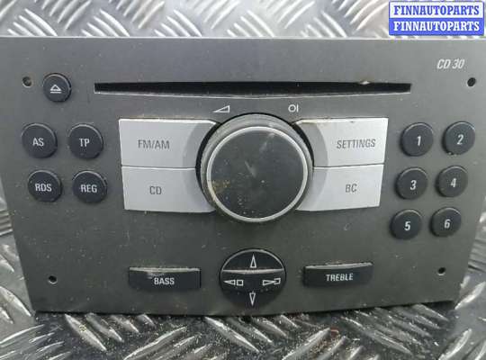 магнитола OP2276778 на OPEL ZAFIRA B