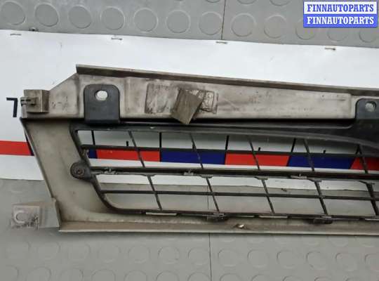 купить решетка радиатора на NISSAN INTERSTAR X70