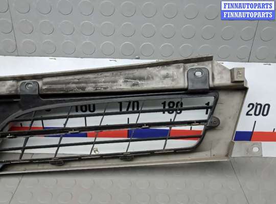 купить решетка радиатора на NISSAN INTERSTAR X70