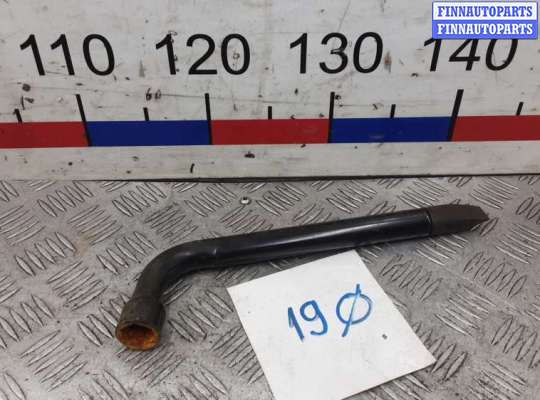 купить ключ колесный на NISSAN NOTE E11