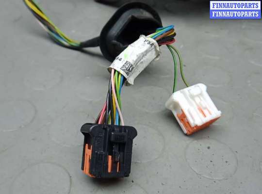 купить зеркало наружное правое на CITROEN C4 PICASSO 2