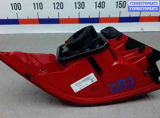 купить фонарь задний правый на VOLKSWAGEN PASSAT B7