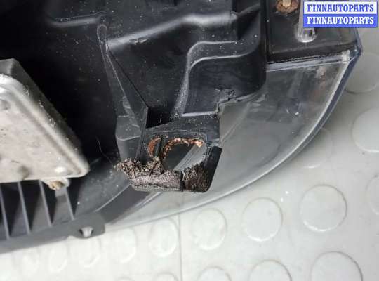 Фара передняя на Range Rover III (LM, L322)