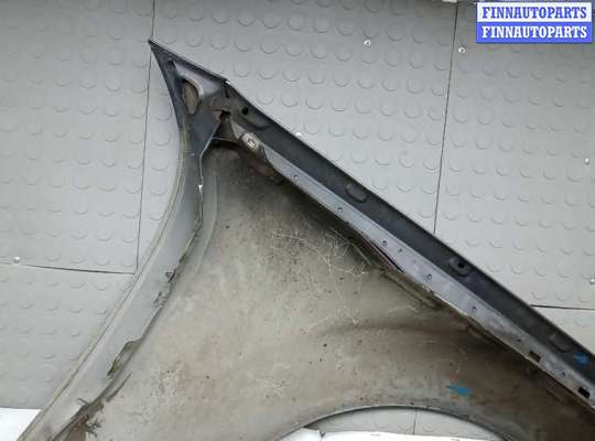 Крыло переднее