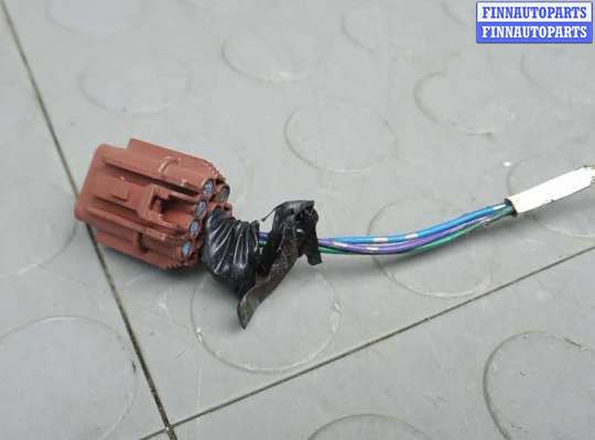 купить зеркало наружное правое на NISSAN TIIDA C11X