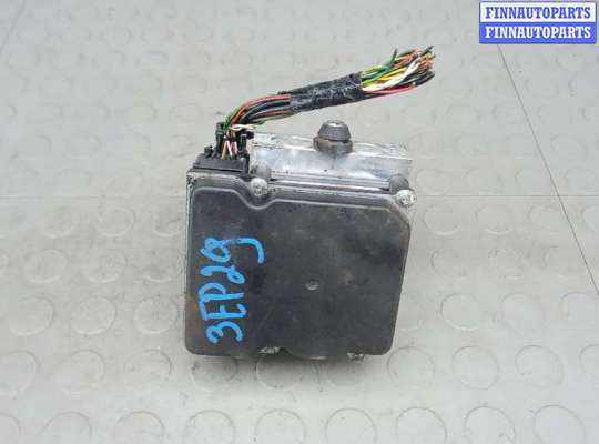 блок abs MB1457365 на MERCEDES BENZ VITO W639