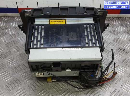 купить магнитола на MERCEDES BENZ VITO W639