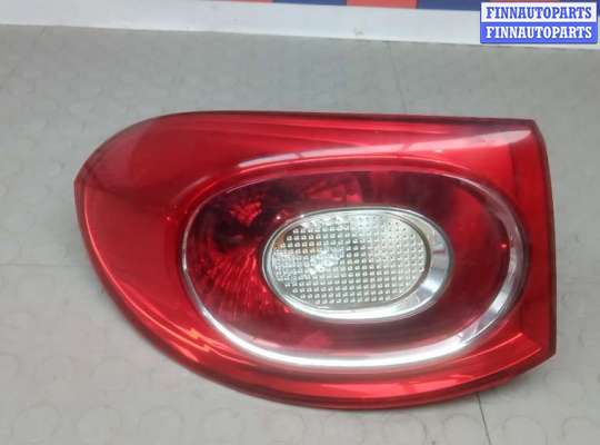 фонарь задний левый VG2470225 на VOLKSWAGEN TIGUAN 1