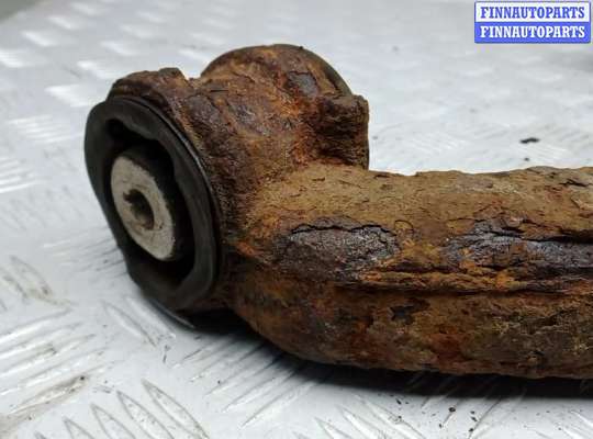 купить ступица задняя правая на VOLKSWAGEN TRANSPORTER T5