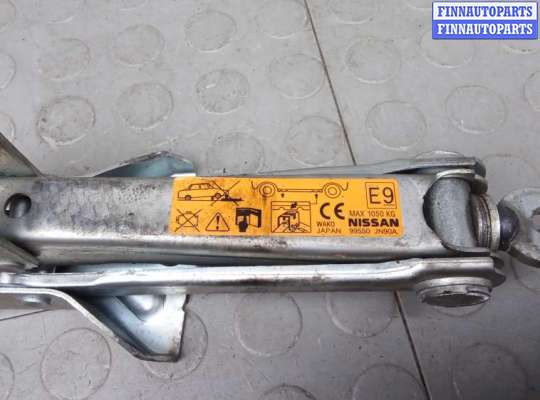 купить домкрат на NISSAN QASHQAI J10