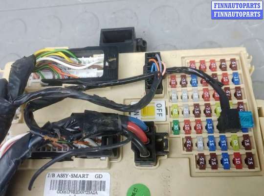 купить блок предохранителей на HYUNDAI I30 GD